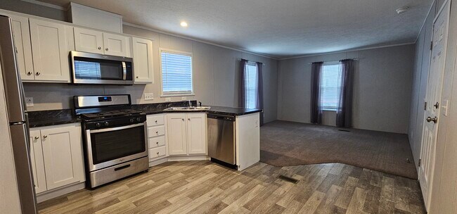 Photo - 154 Birch Ct