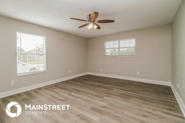 Building Photo - 1206 W 14th St Rental