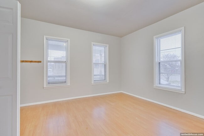Photo - 645 5th St Unit 645
