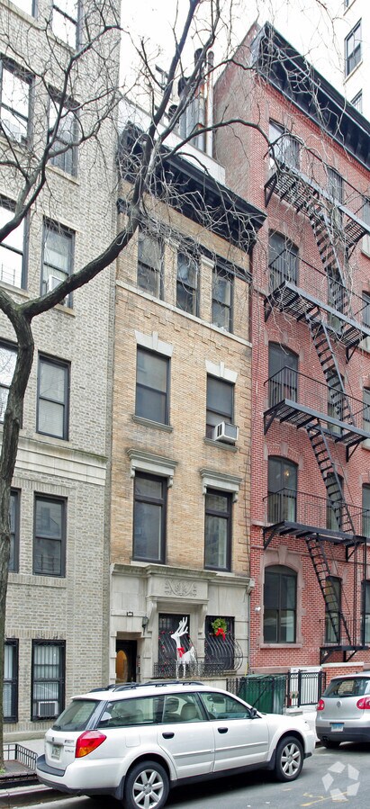 Photo - 258 W 99th St