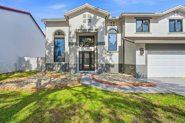 Photo - 19242 NW 89th Ave