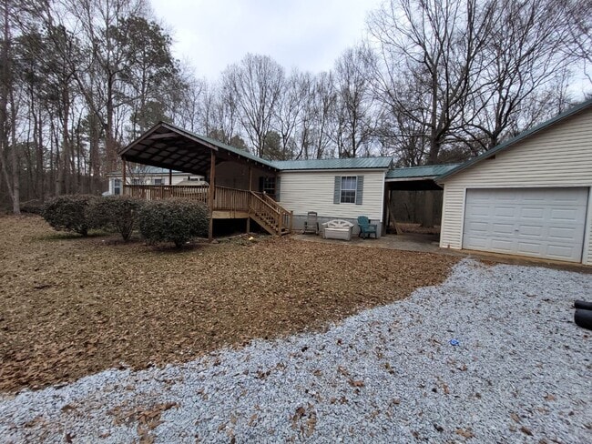 Photo - For Rent - Madison Co.-Comer, GA-New Hope Church Road-FURNISHED-4bedroom and 2bathroom-Right off ...