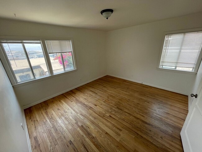 Photo - Manhattan Beach Unit B