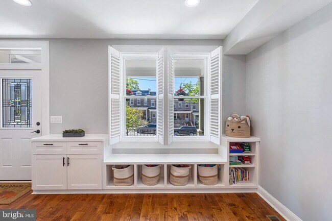 Photo - 315 Upshur St NW