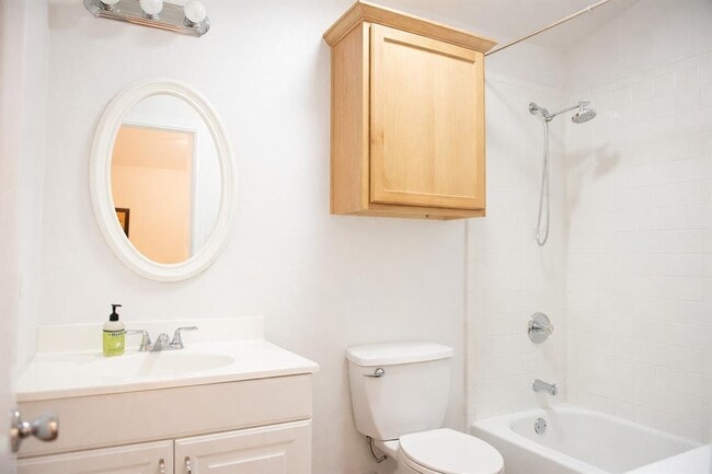 Photo - 4508 Bennett Ave