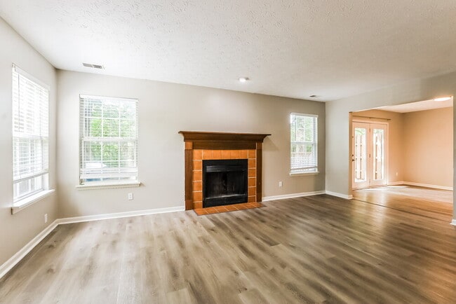 Photo - 5223 Pin Oak Dr