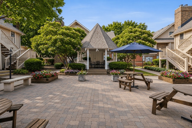 Building Photo - Woodcrest