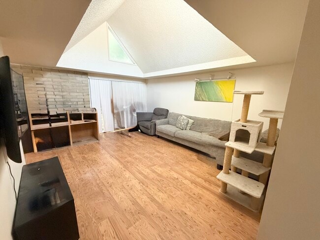Photo - 1633 Best Ln Apartamentos Unidad #1633