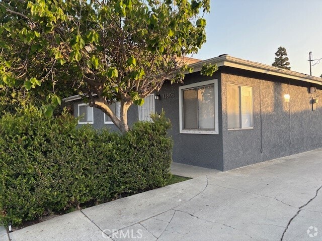 Building Photo - 13805 Cerise Ave Rental