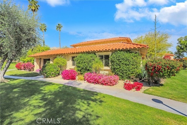 Photo - 72988 Ken Rosewall Ln