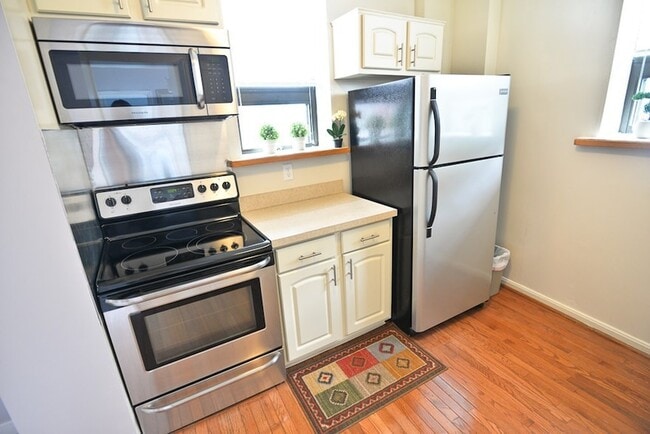 Photo - 10 Linwood St Unit 204