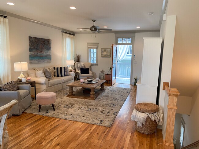 Photo - 204 Burns Ave