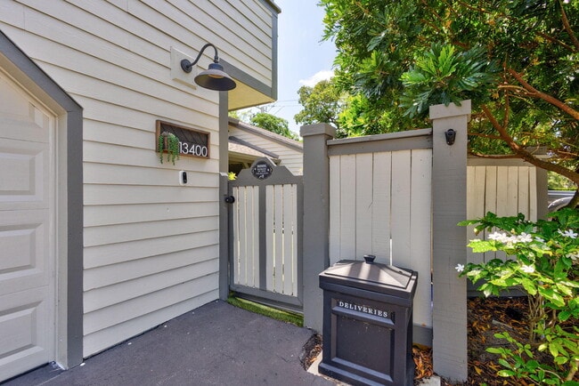 Photo - 13400 Bedford Mews Ct