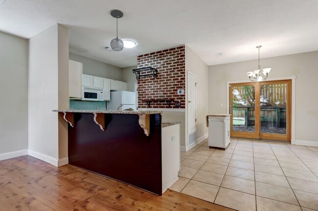 Photo - 150 Bent Arrow Dr