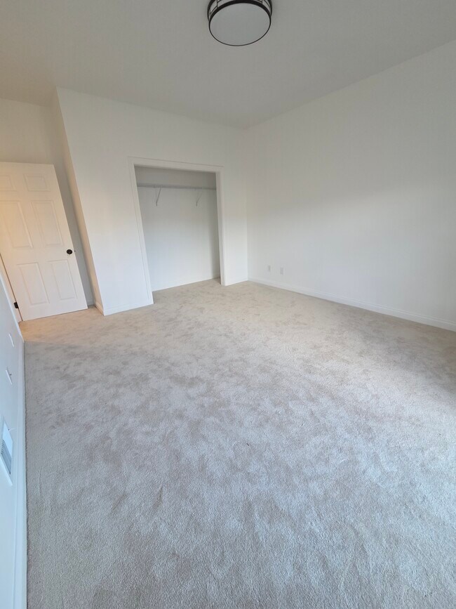brand new carpet - 163 Rae Ave Unit 2