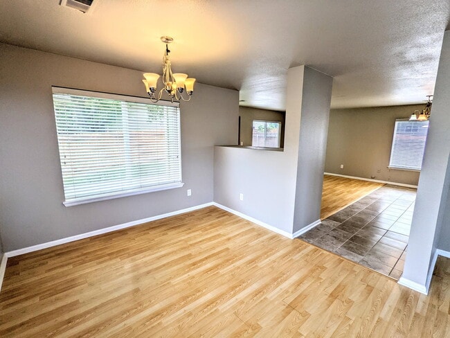 Photo - 3802 Glenarbor Ln