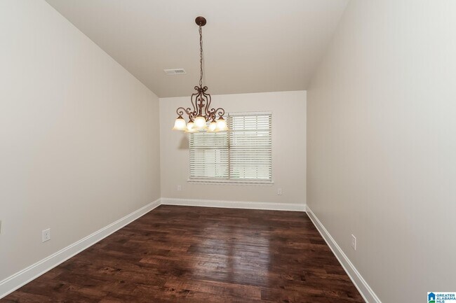 Photo - 980 Clover Ave