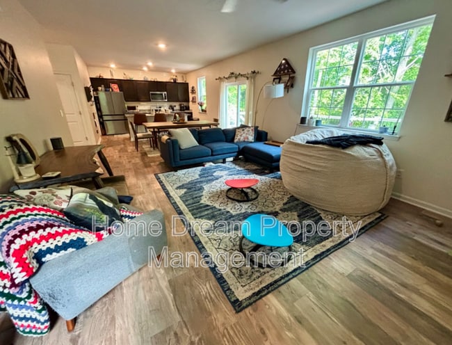 Photo - 81 Pinewood Rd