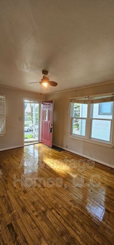 Photo - 4504 Terrace