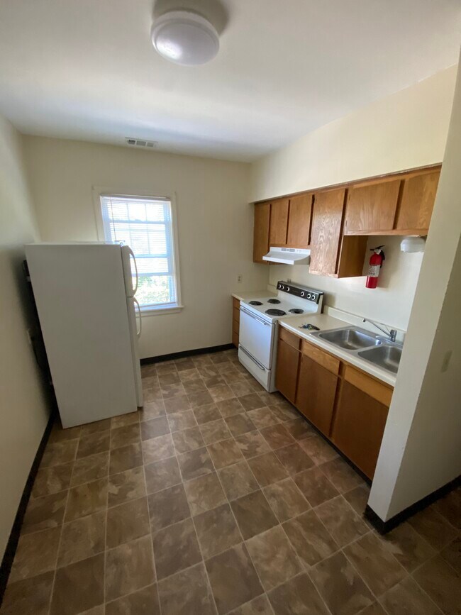 Photo - 213 Cherry St