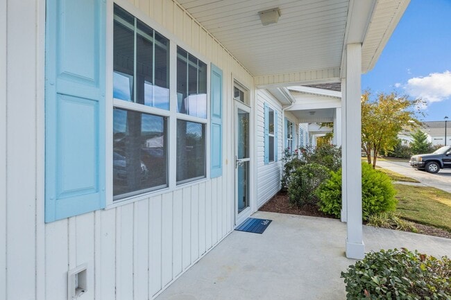 Photo - 401 Pirates Landing Dr