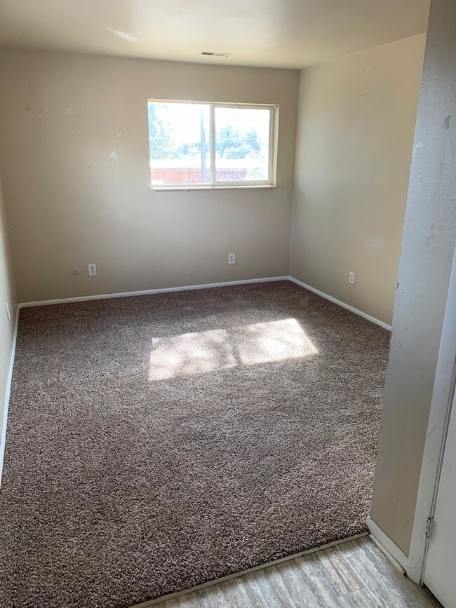 Photo - 210 W Iowa Ave Unit Iowa210W-1