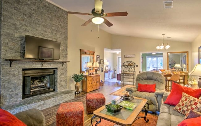 Photo - 210 Woodhaven Ct Unit 210