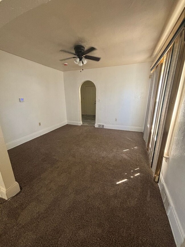 Photo - 3bd Single Cash Pay/Section 8