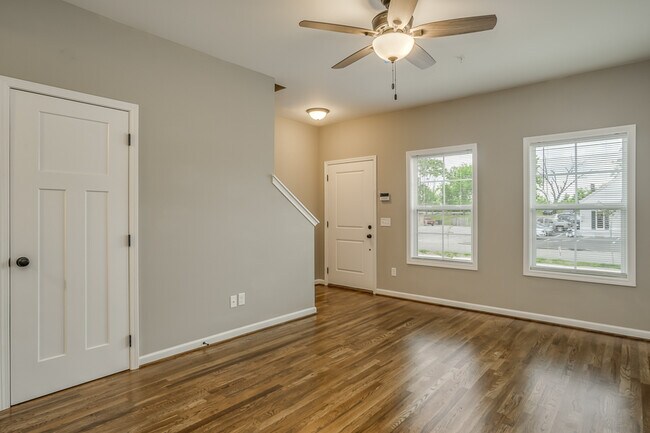 Photo - 131 Edgington Dr
