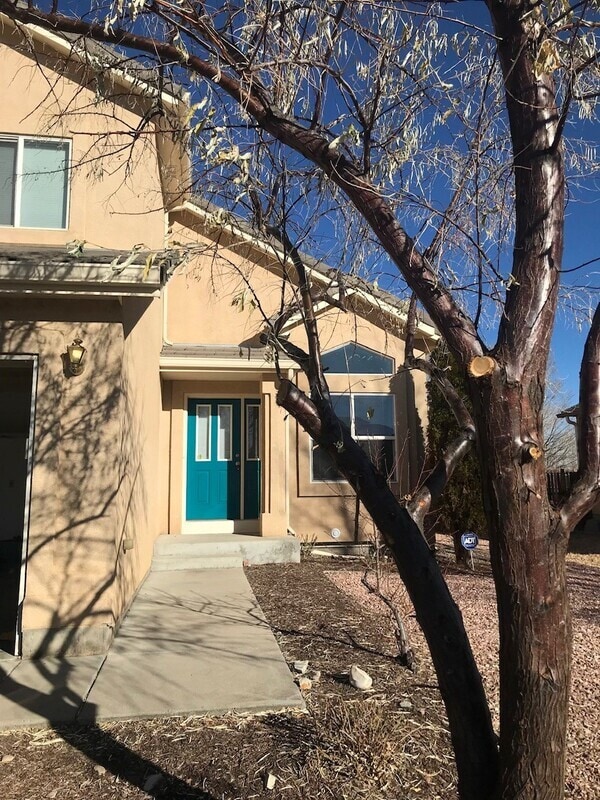 Photo - 716 Harvest Field Way