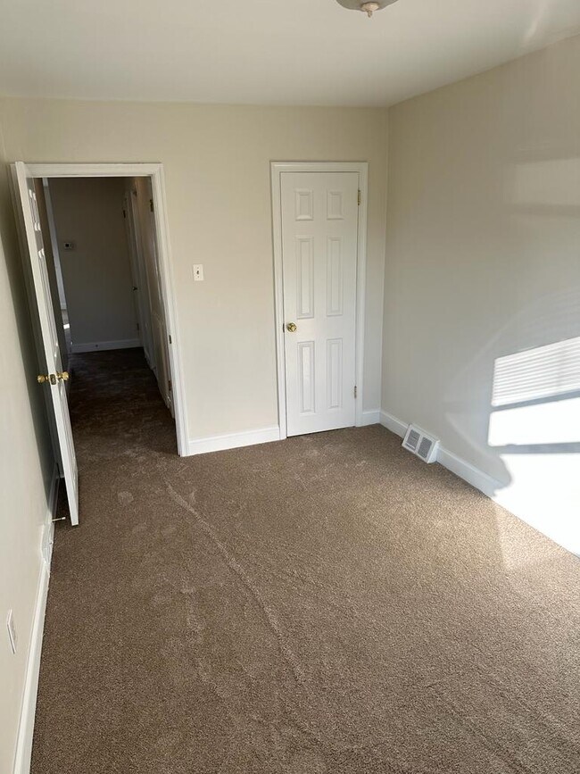 1975 Beyer Ave Unit 2nd Floor Apartment Philadelphia, PA