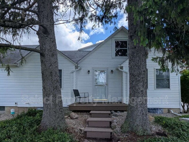 Photo - 710 E Cook Rd
