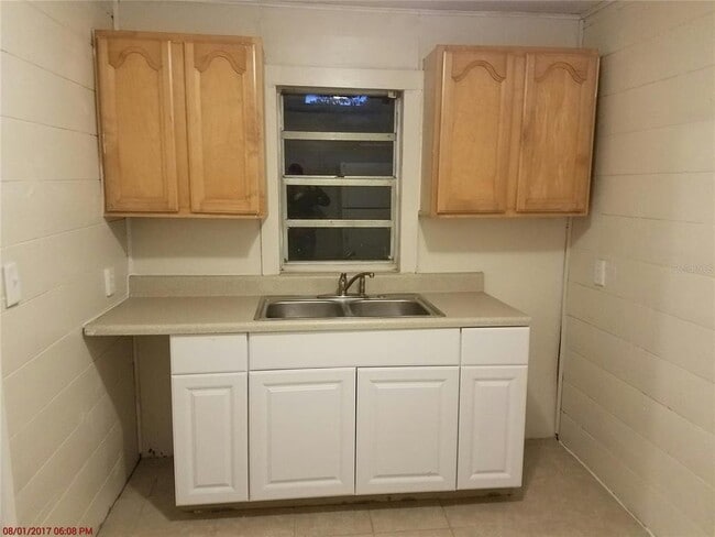 Photo - 611 N Lakewood Ave