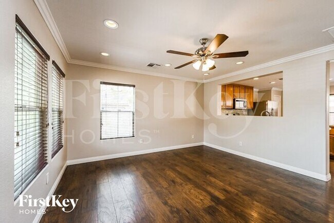 Photo - 11193 Saddle Iron St