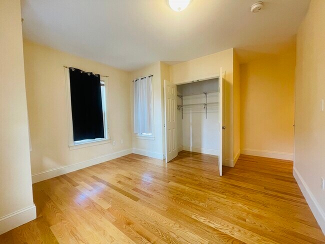 Photo - 35 Pratt St Unit 1A