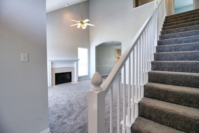 Photo - 8435 Creekside Cir