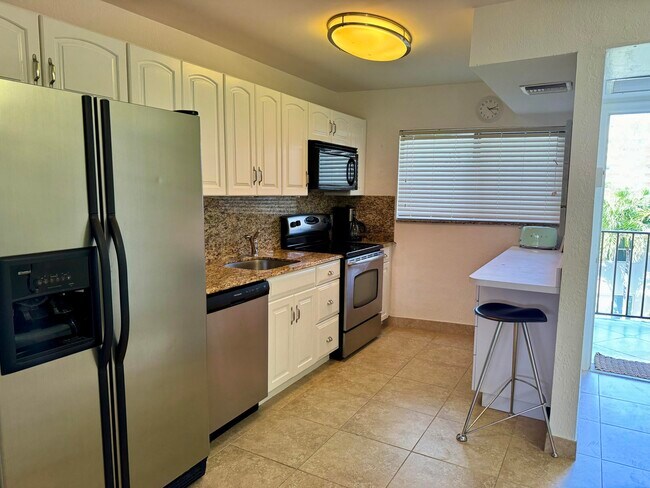 Photo - 3605 S Ocean Blvd Unidad 311