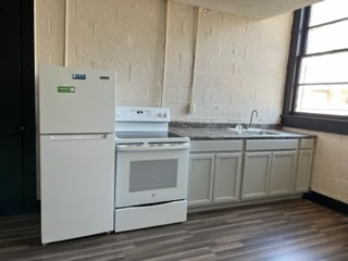 Photo - 227 N 5th Ave Unidad D