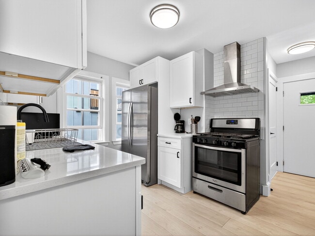 Photo - 254 Main St Unit 2