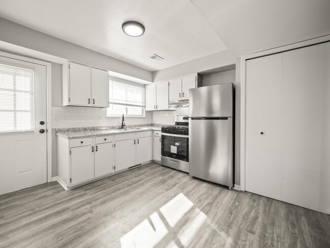 Photo - Truman Estates