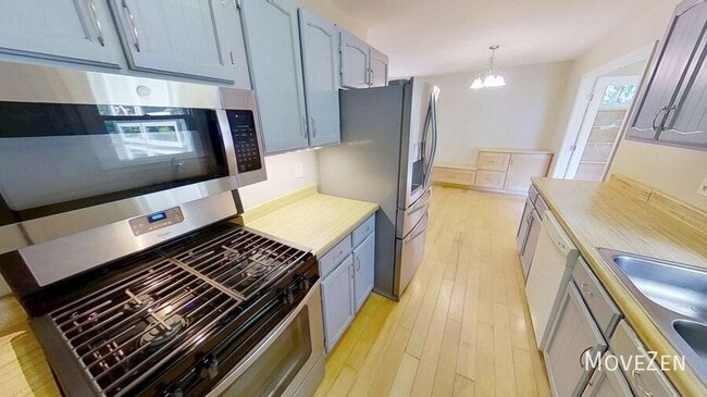 Photo - 1100 Harper Rd