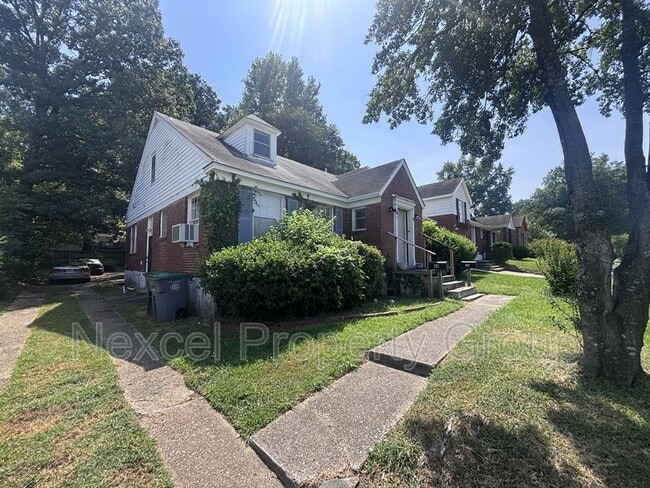 Photo - 4 N Holmes St
