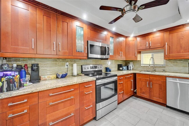 Photo - 830 S Hollybrook Dr Unidad 310