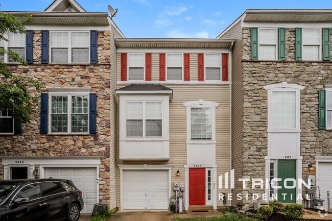 Building Photo - 8007 Apple Valley Dr Rental