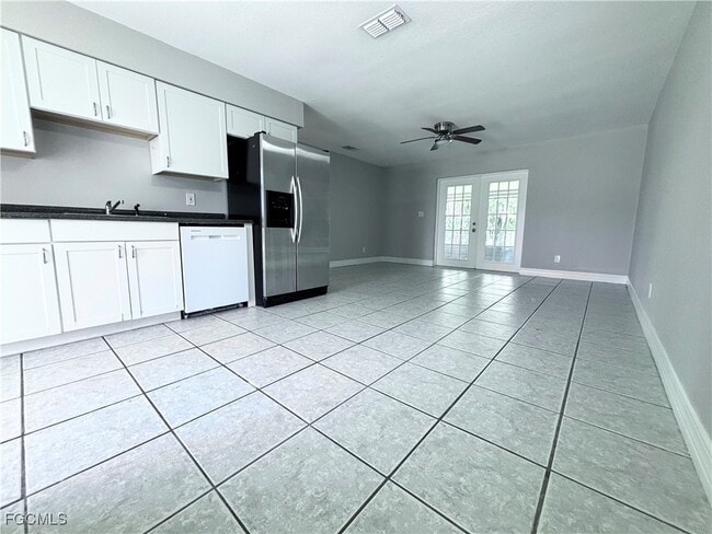 Building Photo - 5478 Avenue C Rental