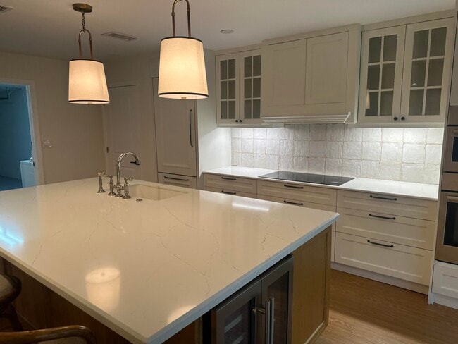 Building Photo - 141 NW 24th Ct Rental
