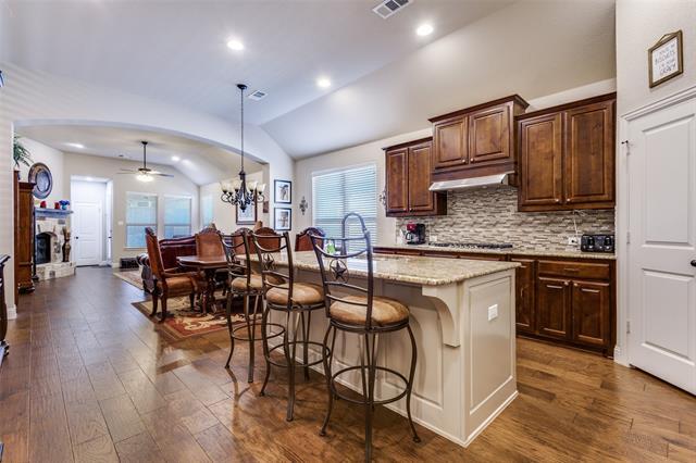 Photo - 2204 Yorktown Dr