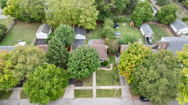 219 Burke Rd