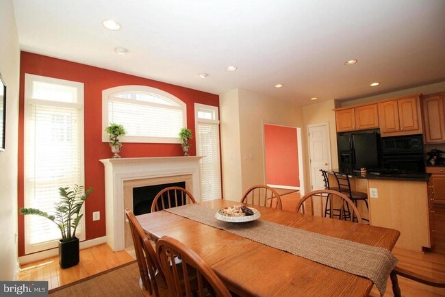 Photo - 4553 Fair Valley Dr