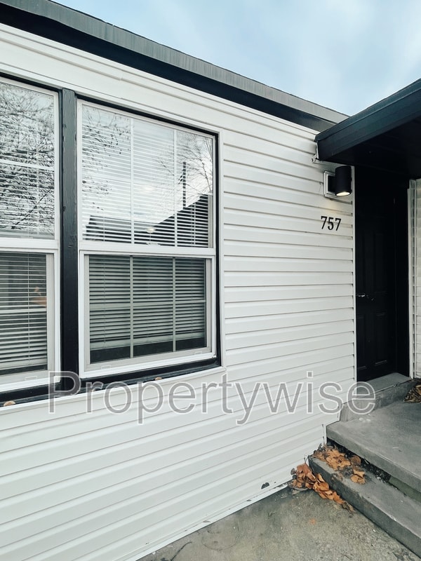 Photo - 759 E Scott Ave